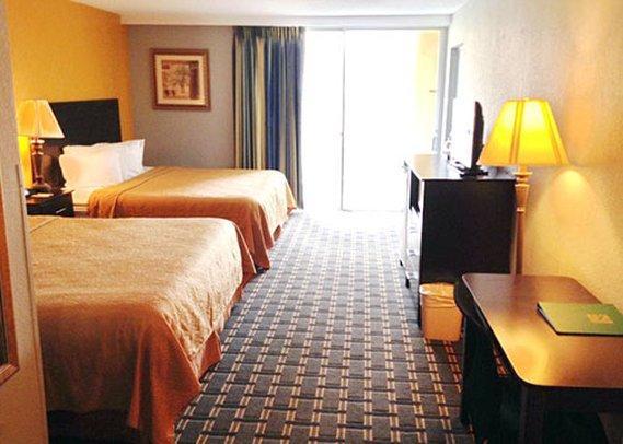 Ramada By Wyndham Orlando South Hotel